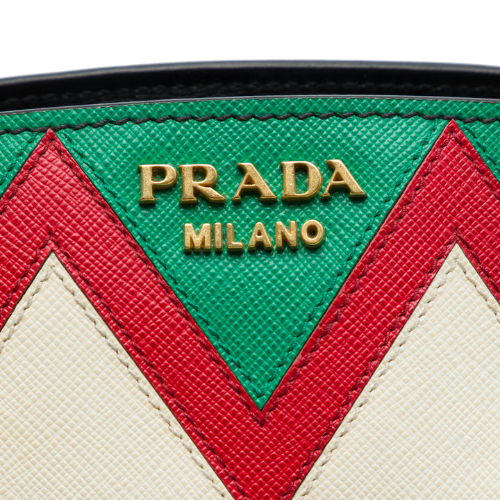 Prada à finitions City Veau Greca Esplanade Sac Petit Saffiano Noir – vue 5 – GABY PARIS