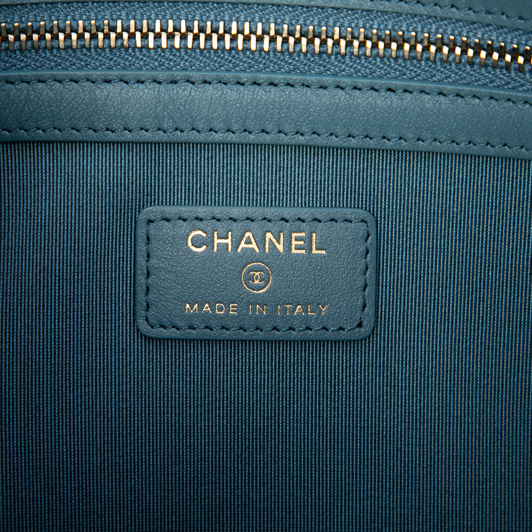 Chanel Medium Tweed Deauville O Étui Pochette