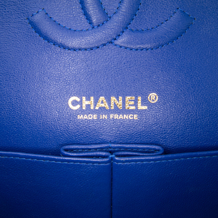 Chanel Medium Classic Chevron Cuir d’agneau Double rabat