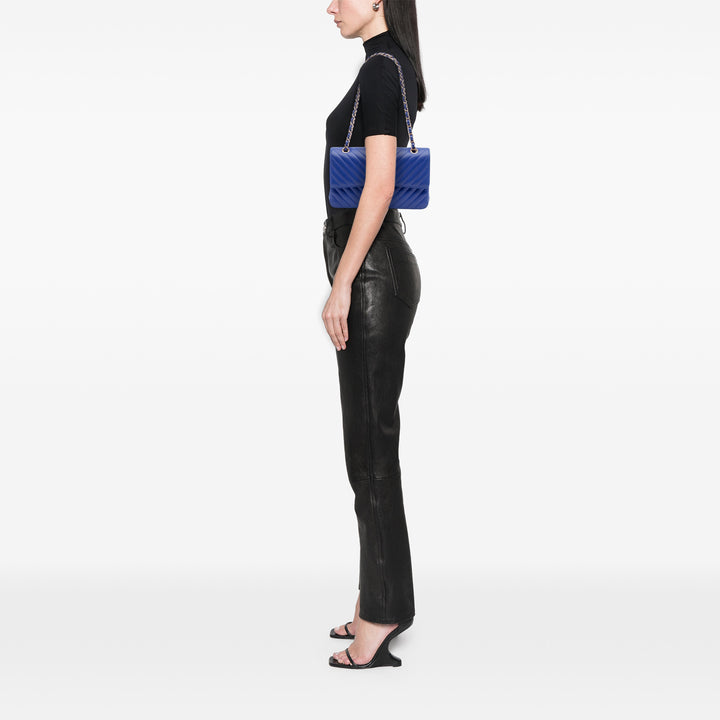 Chanel Medium Classic Chevron Cuir d’agneau Double rabat