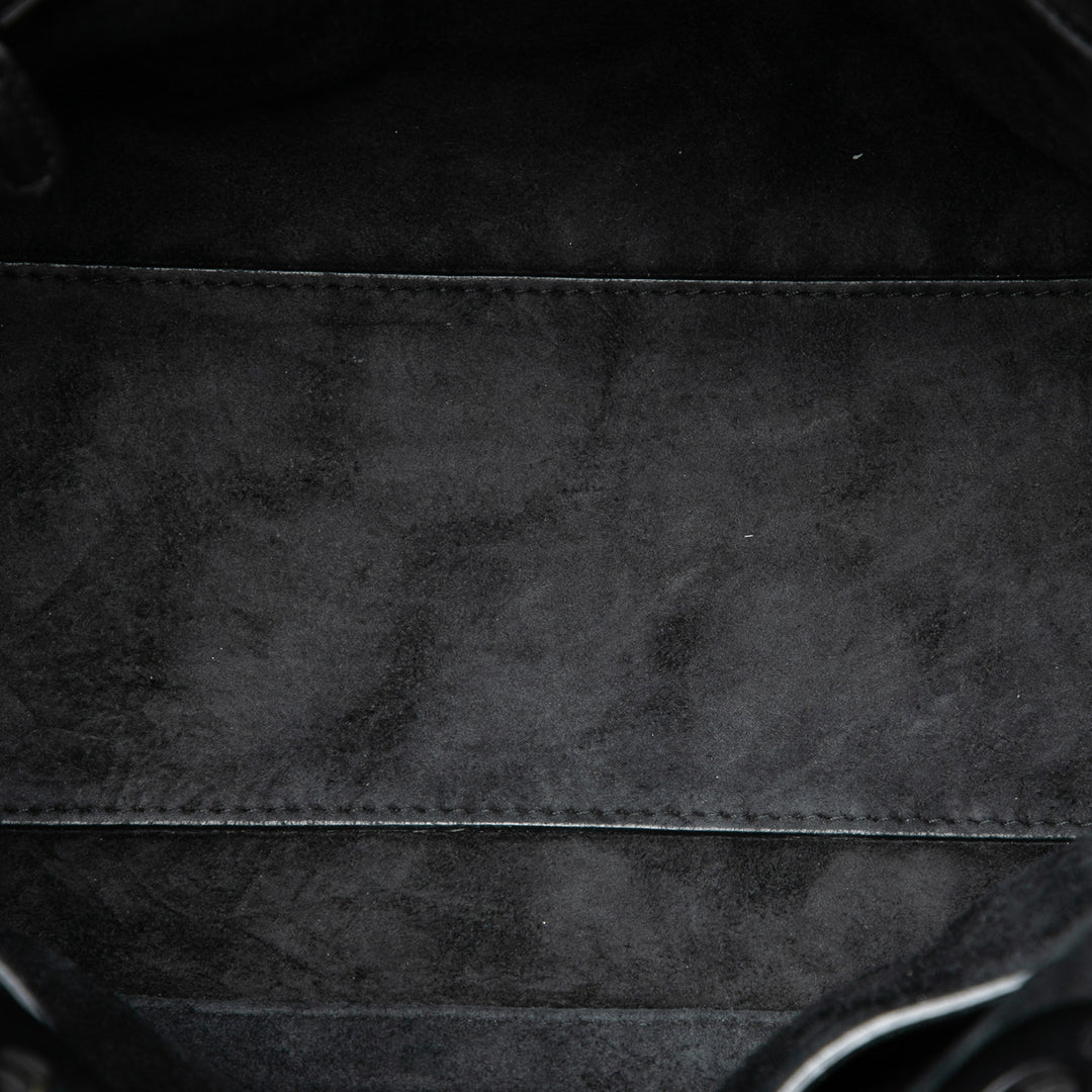 Dior Lady Dior Ultra Matte Cannage clouté Souple Moyen Cuir de veau Noir