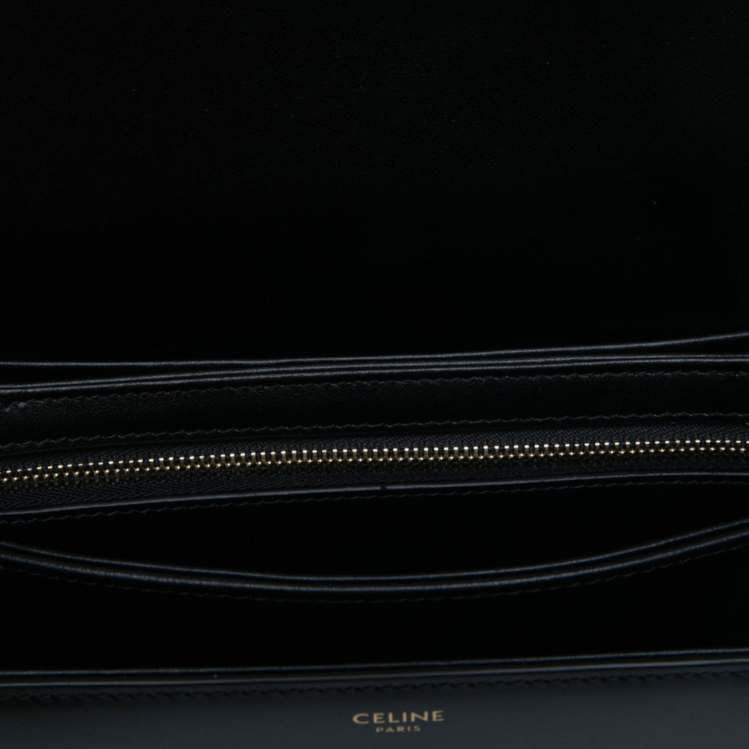 Celine Sac bandoulière Classique brillant Triomphe Cuir de veau Noir – vue 4 – GABY PARIS