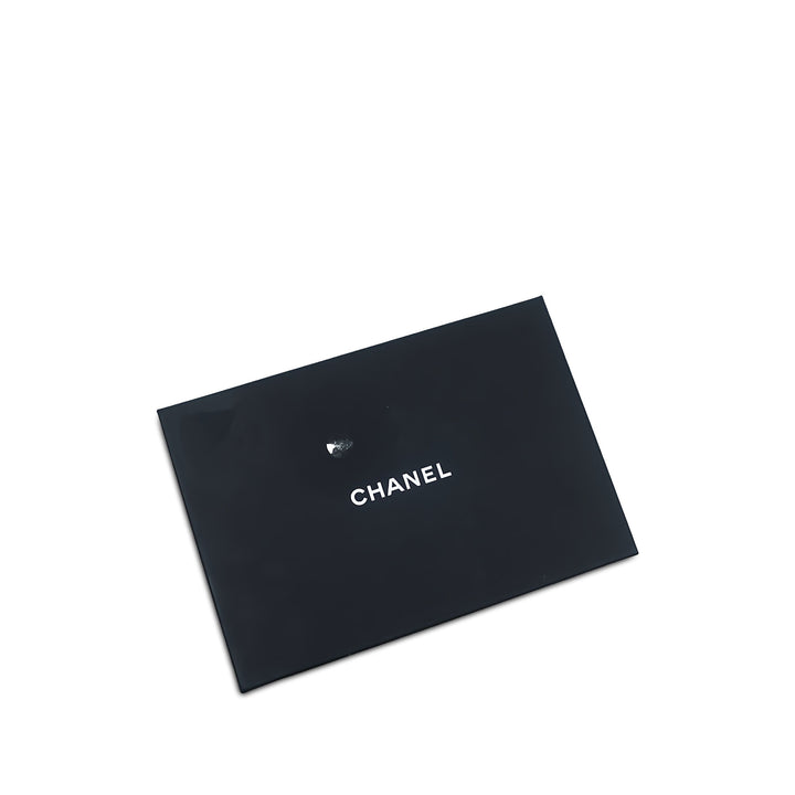 Chanel Matelassé Sac rond à chaîne Pochette Mini Cuir d'agneau Noir – vue 6 – GABY PARIS