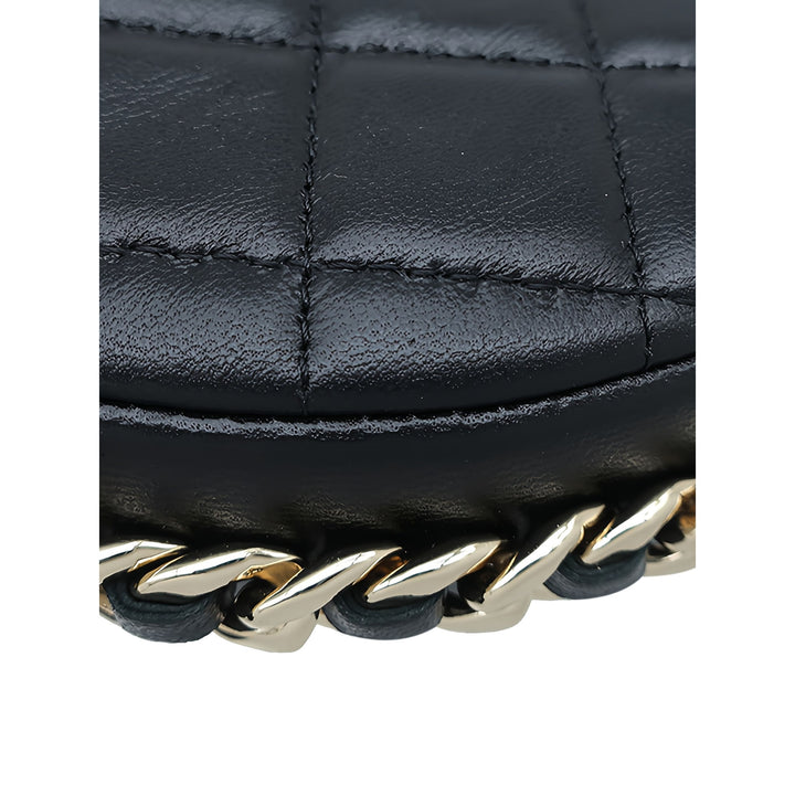 Chanel Matelassé Sac rond à chaîne Pochette Mini Cuir d'agneau Noir – vue 9 – GABY PARIS