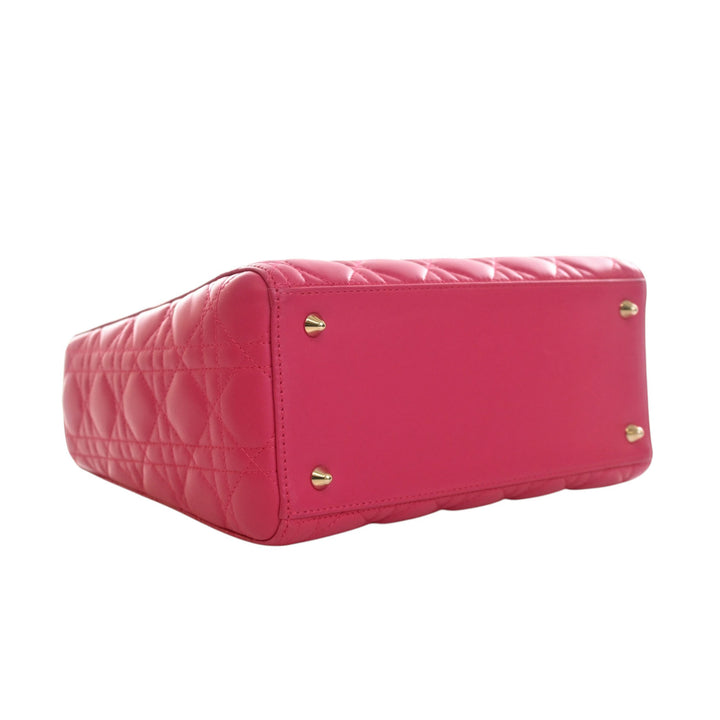 Lady Dior Cannage Moyen Cuir d'agneau Rose