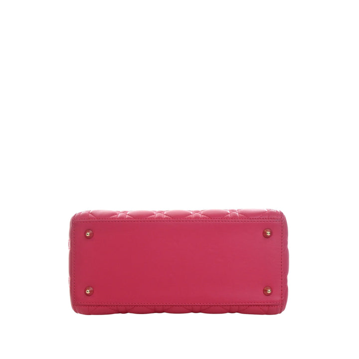Lady Dior Cannage Moyen Cuir d'agneau Rose