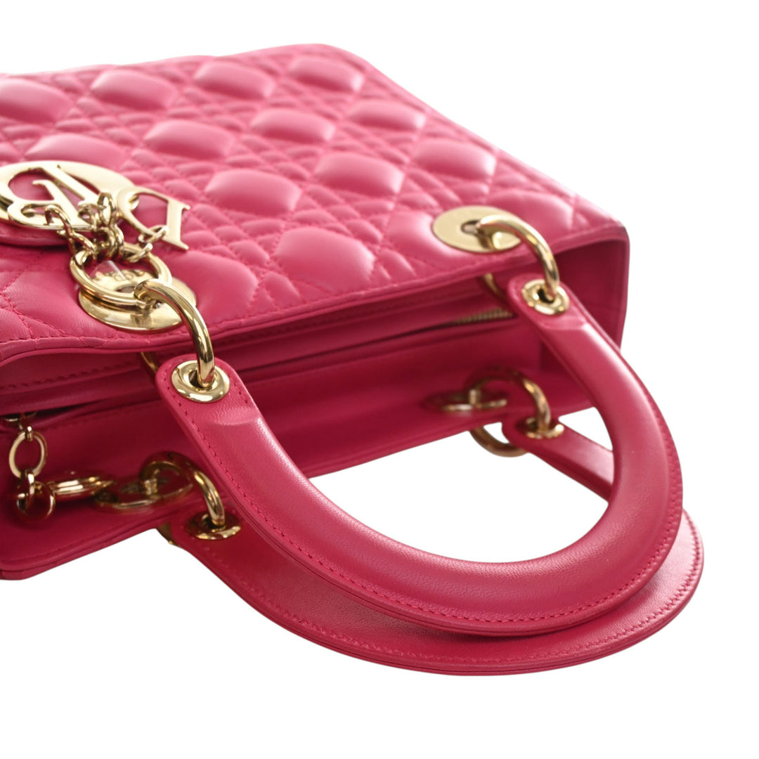 Lady Dior Cannage Moyen Cuir d'agneau Rose