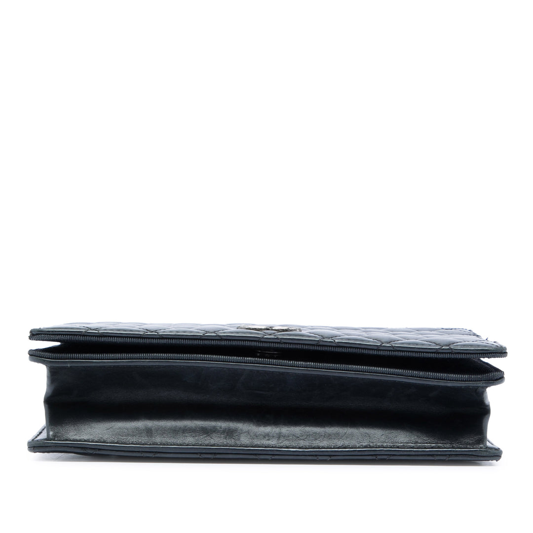 Chanel Small Matelassé Cuir de veau Ballerine à rabat