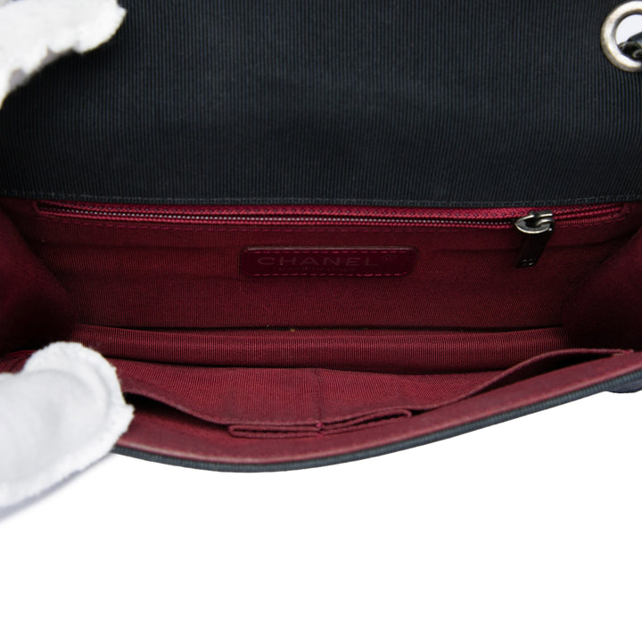 Chanel Small Matelassé Cuir de veau Ballerine à rabat