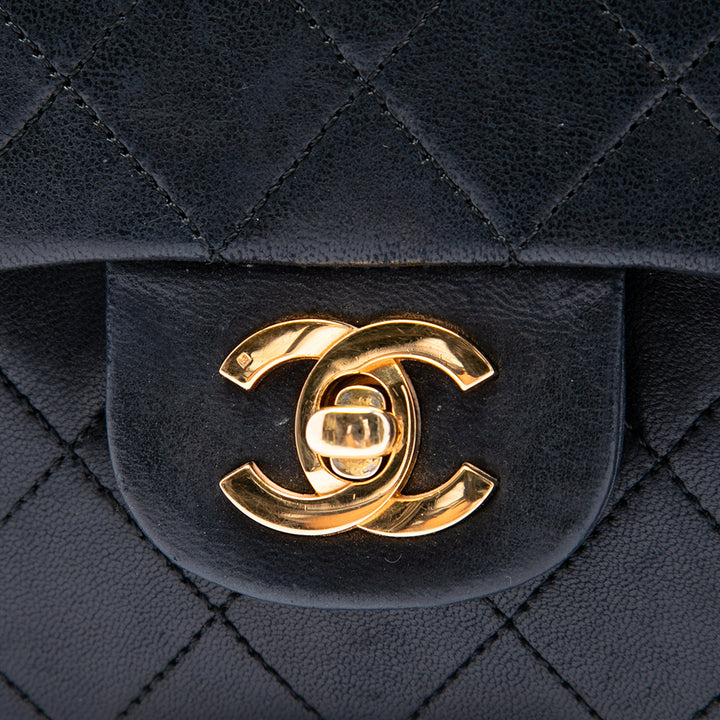 Chanel Classic Double rabat Petit Cuir d'agneau Noir – vue 5 – GABY PARIS