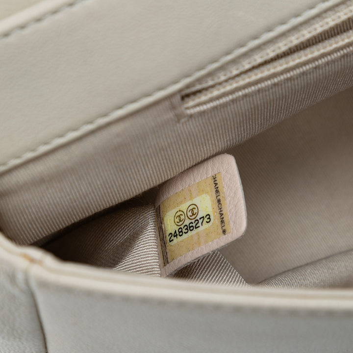 Chanel Medium Chevron Sheepskin Mademoiselle Vintage à rabat