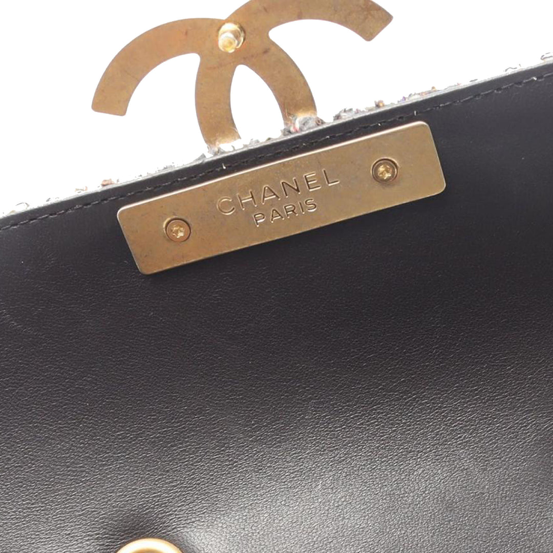 Chanel Small Quilted Tweed CC Chic Double rabat Gris – GABY PARIS Authentique