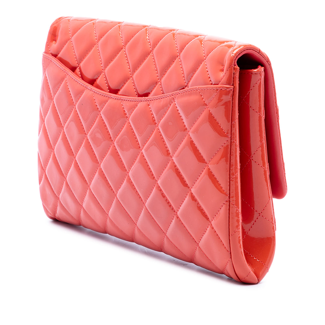 Chanel CC Matelassé à rabat Pochette avec chaîne Rose – vue 2 – GABY PARIS
