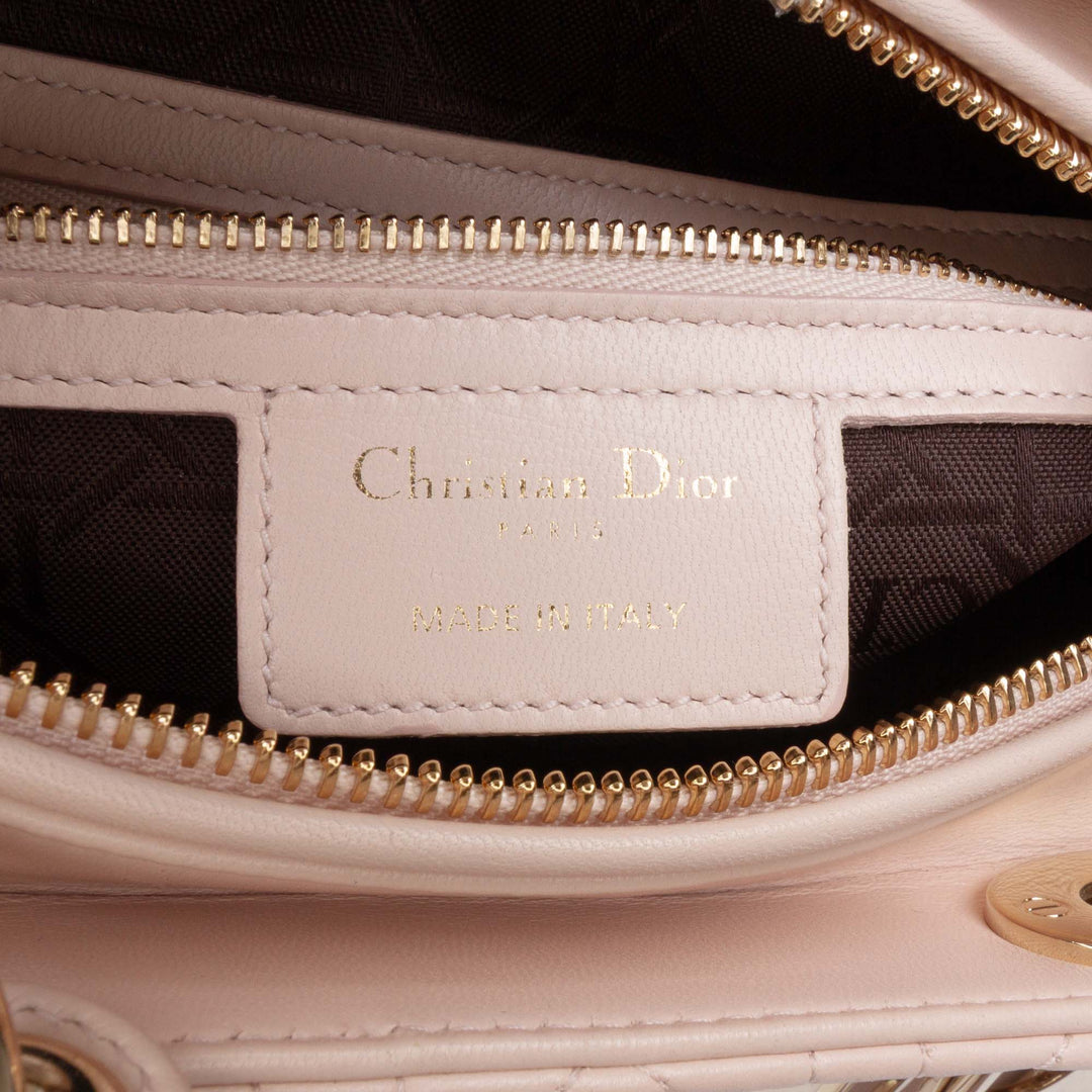 Dior Large Cuir d’agneau Cannage Lady Dior