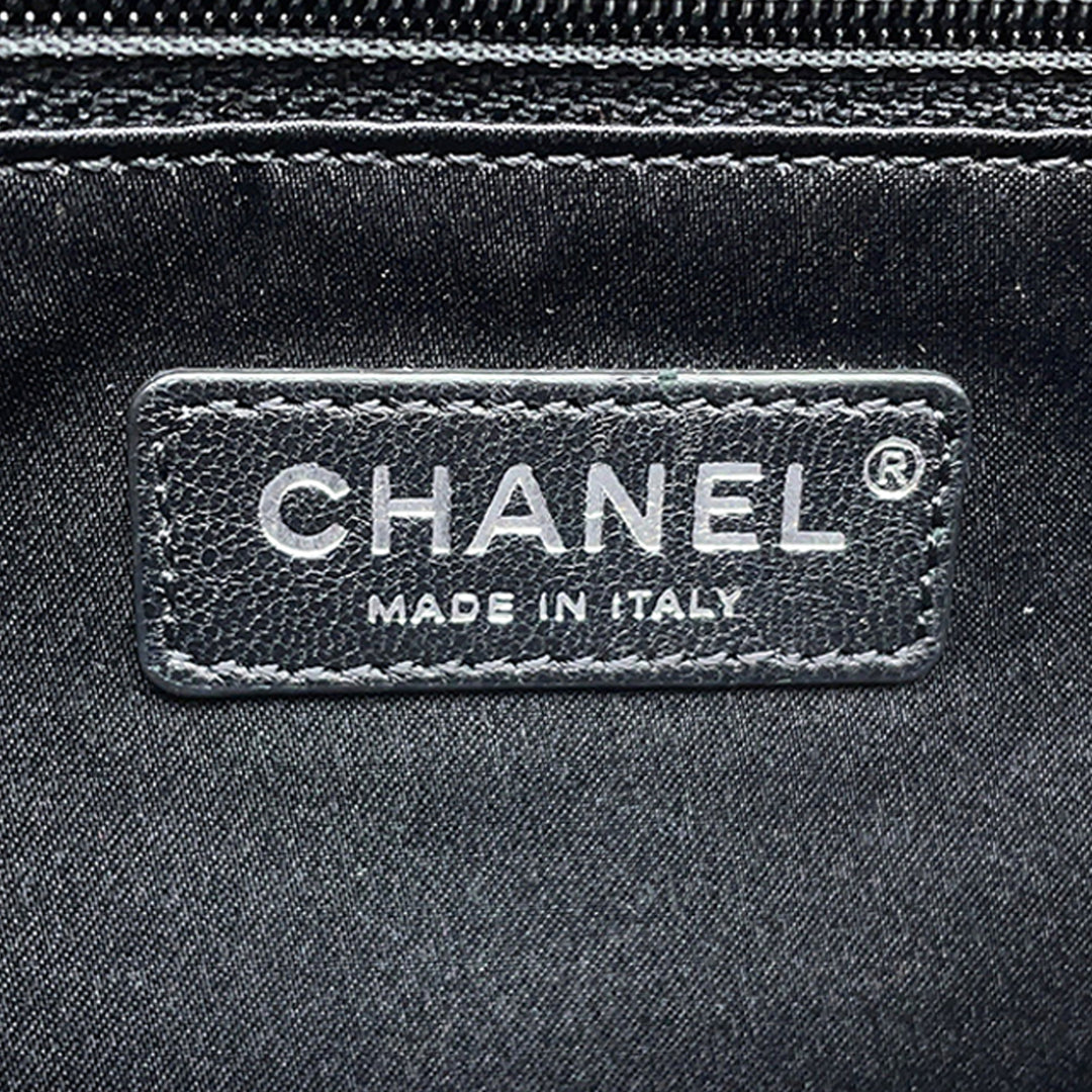 Chanel Matelassé et Astronaut Essentials à rabat Tweed Noir – vue 6 – GABY PARIS