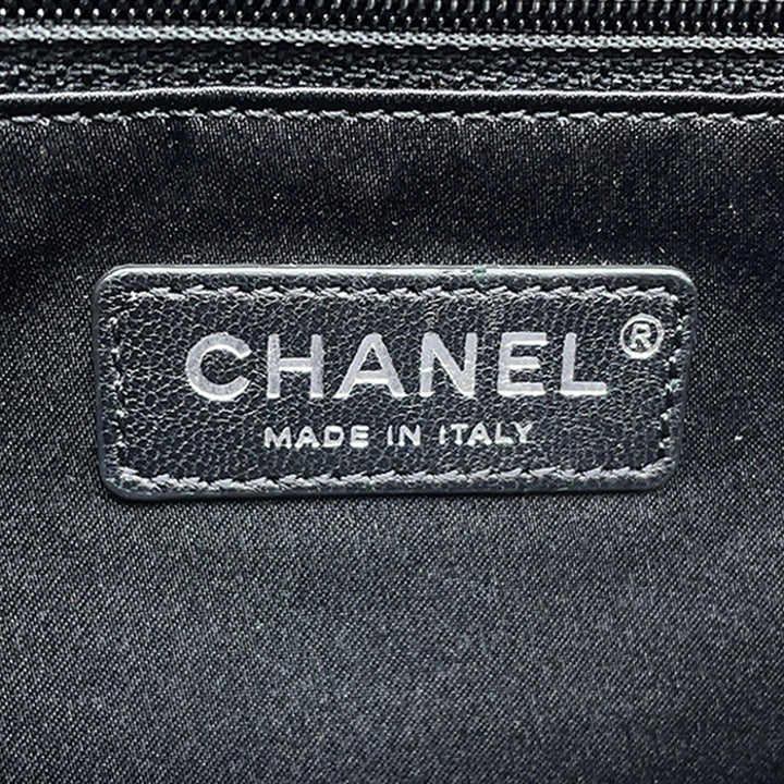 Chanel Matelassé et Astronaut Essentials à rabat Tweed Noir – vue 6 – GABY PARIS