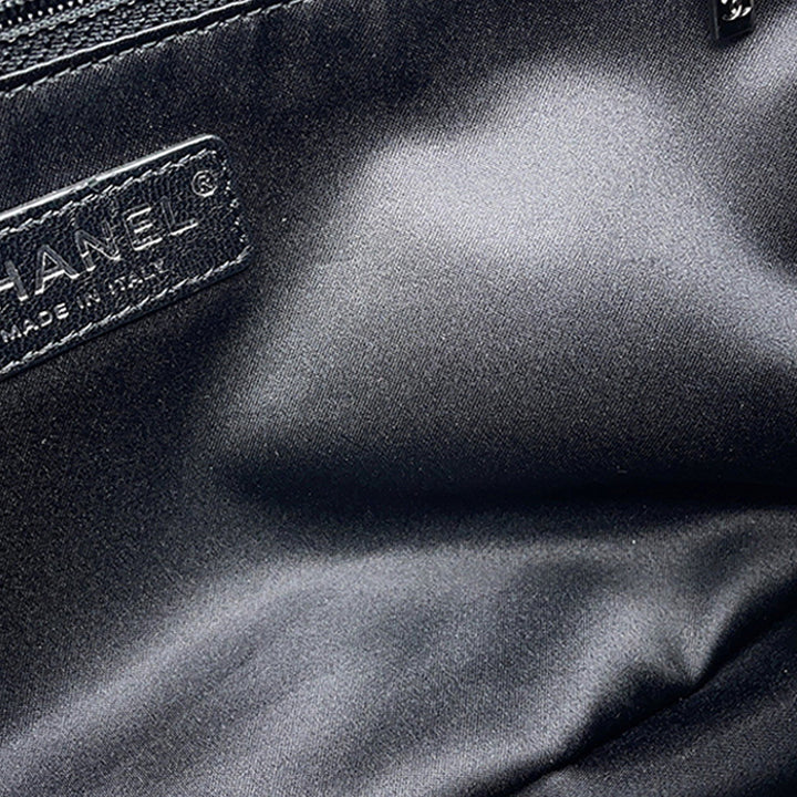 Chanel Matelassé et Astronaut Essentials à rabat Tweed Noir – vue 8 – GABY PARIS