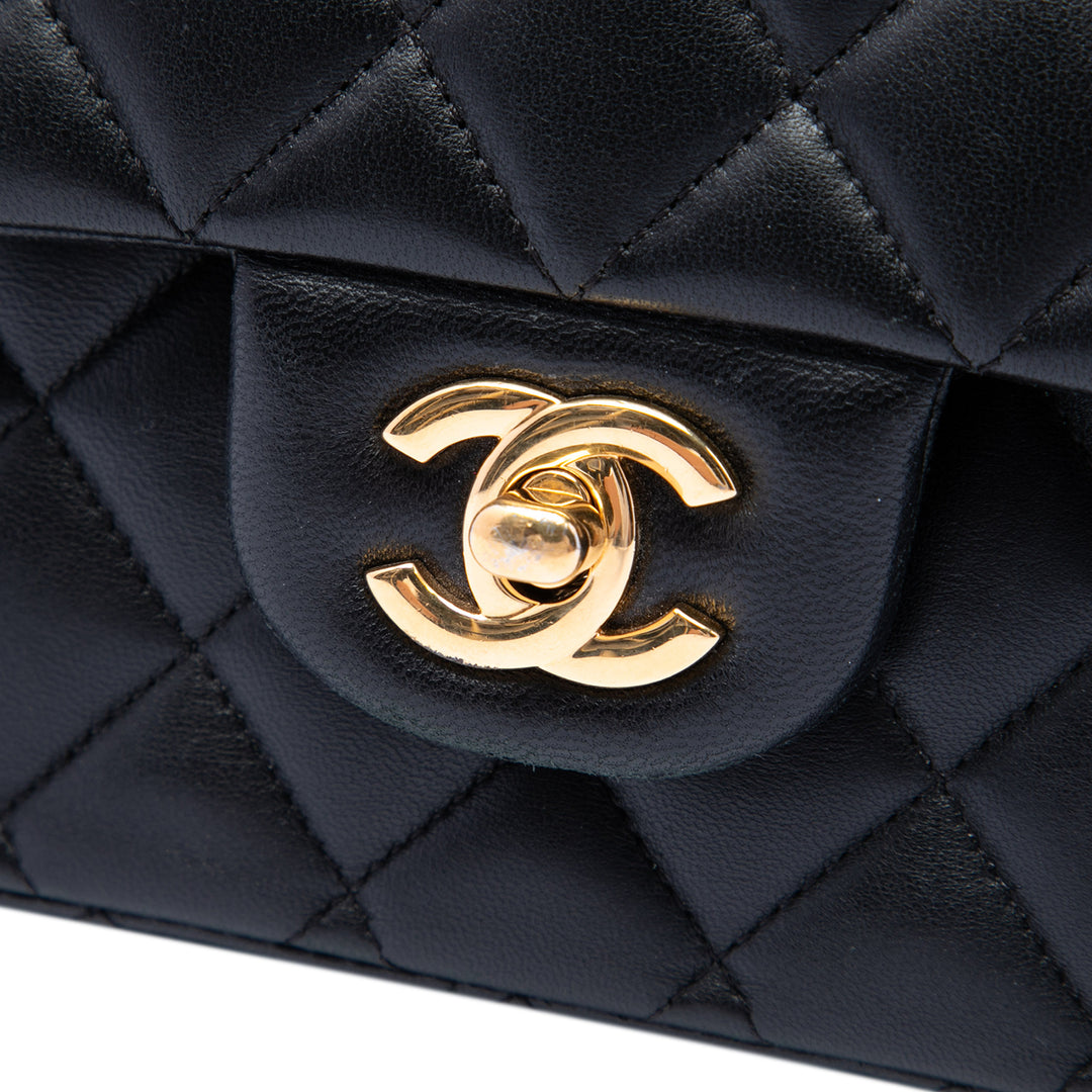 Chanel Medium Classic Cuir d’agneau Double rabat