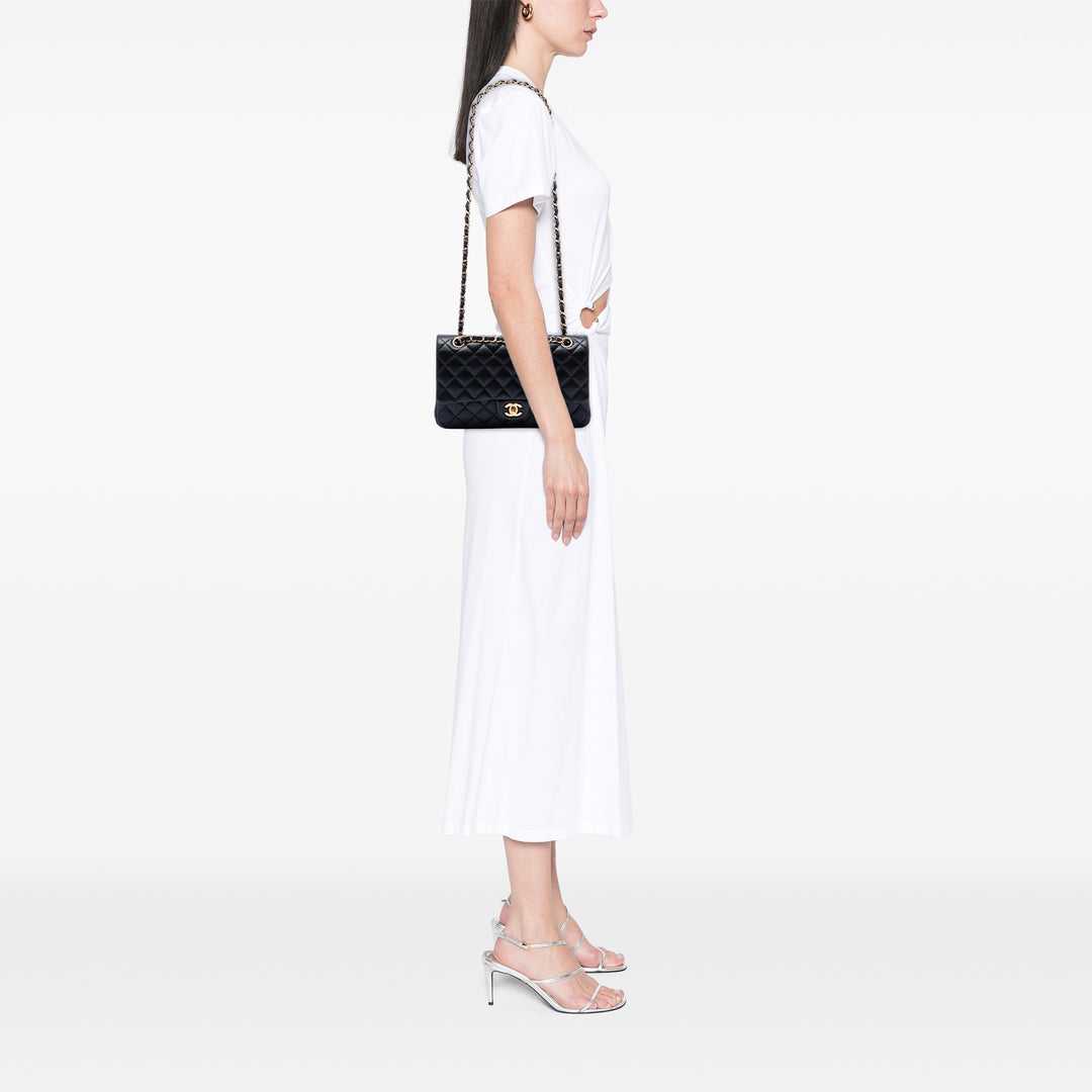 Chanel Medium Classic Cuir d’agneau Double rabat