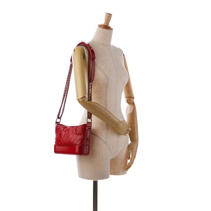 Small Chevron Lambskin Gabrielle Crossbody Red - Gaby Paris