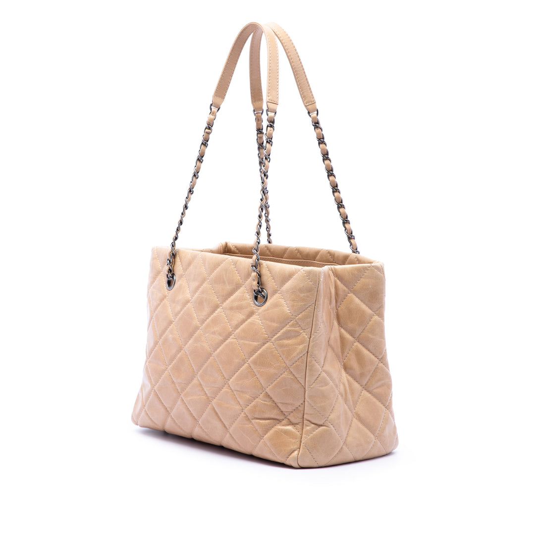 Chanel Paris Dubai Matelassé Cuir de veau Coco Soft Cabas