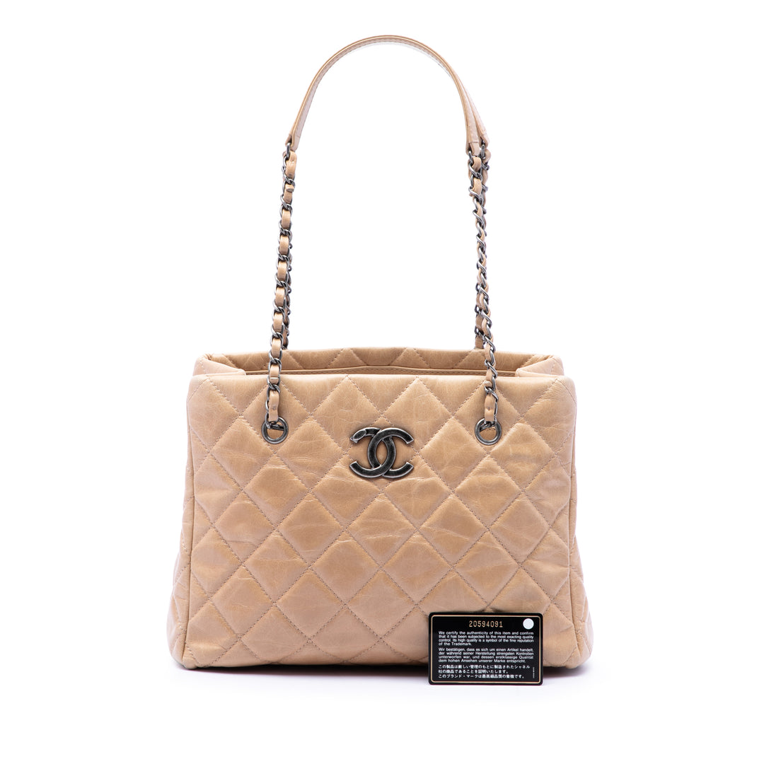 Chanel Paris Dubai Matelassé Cuir de veau Coco Soft Cabas