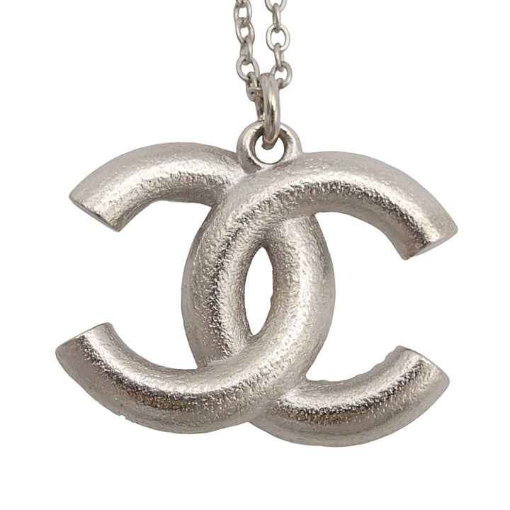 Chanel CC Brass Strass et Perles fantaisie Pendant Collier