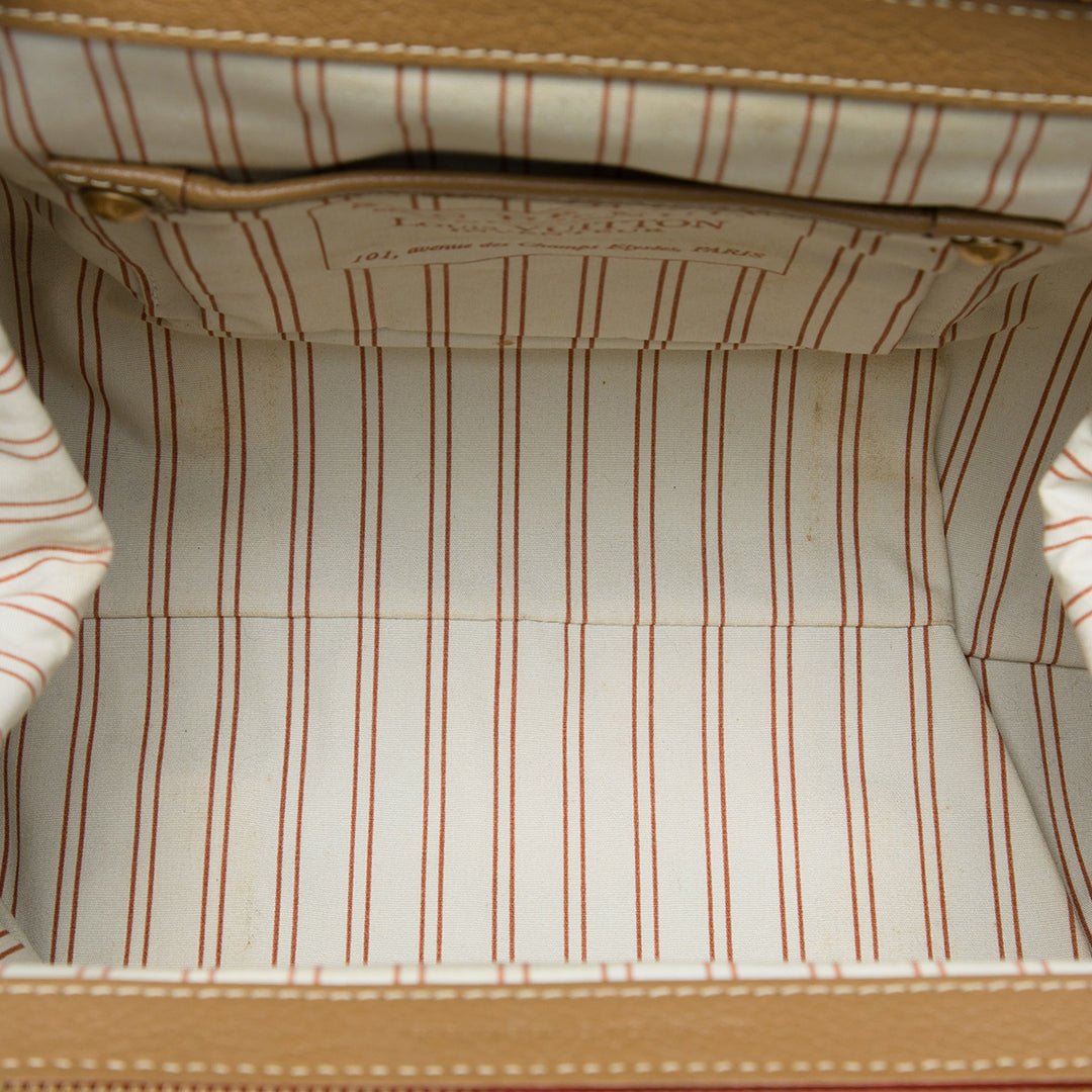 Louis Vuitton Sac à main Trianon de Nuit GM Beige – vue 4 – GABY PARIS