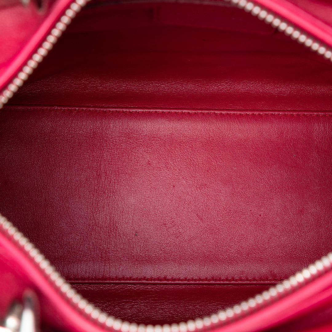 Dior Medium Cuir d’agneau Cannage Perle Lady Dior