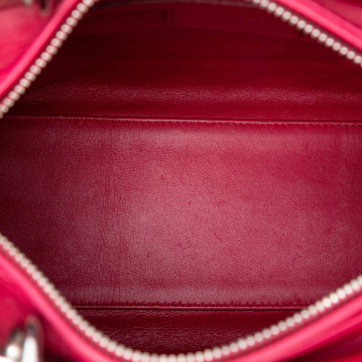 Dior Medium Cuir d’agneau Cannage Perle Lady Dior