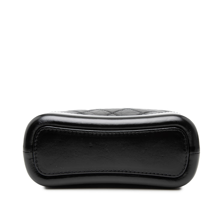 Chanel Small Matelassé vieilli Cuir de veau Gabrielle Hobo