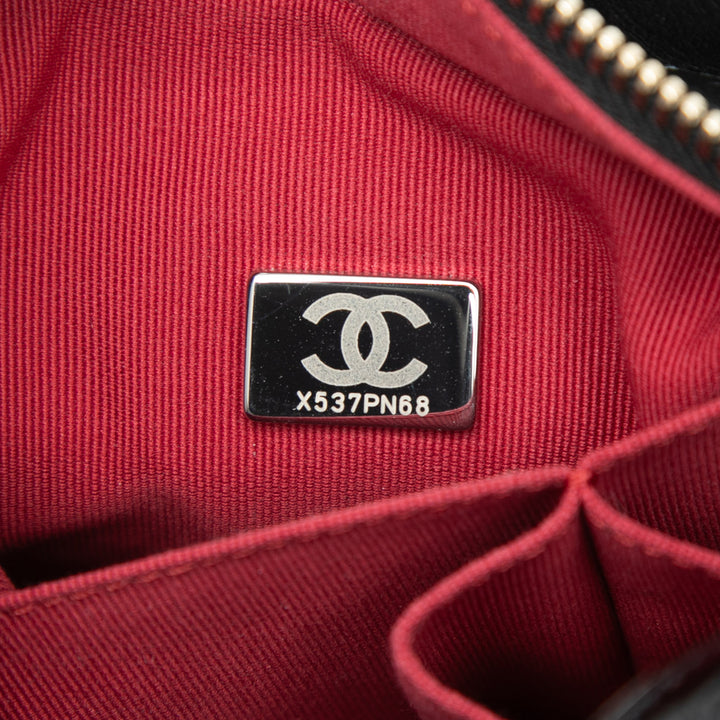 Chanel Small Matelassé vieilli Cuir de veau Gabrielle Hobo
