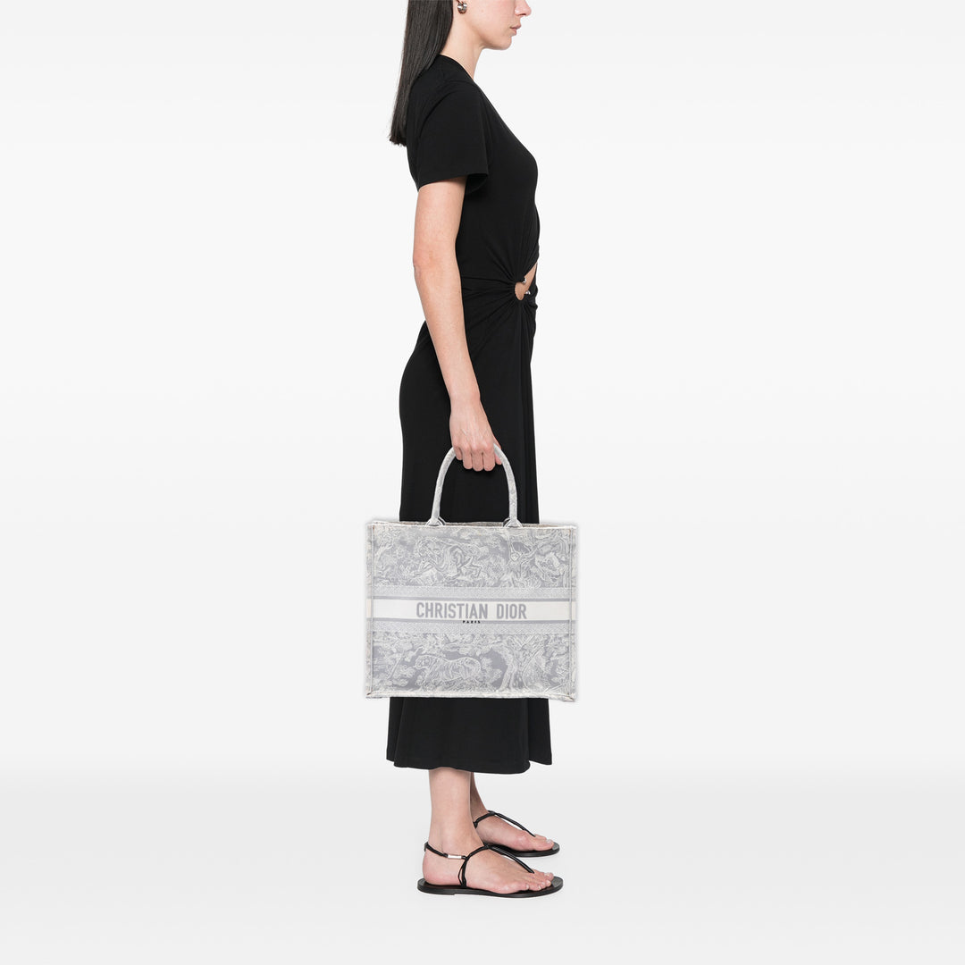 Dior Book Tote brodé Dioriviera De Jouy Grand Gris – vue 6 – GABY PARIS
