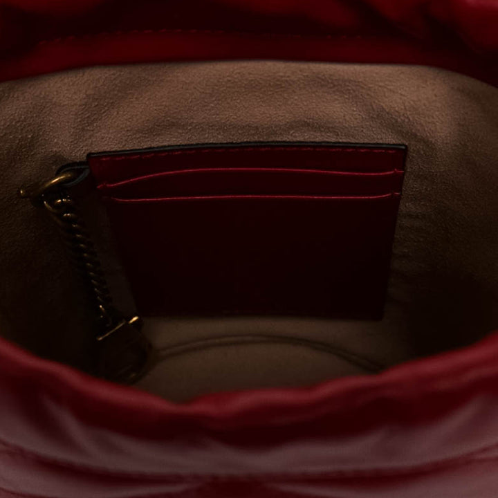Gucci Sac seau GG Marmont Matelasse Petit Cuir de veau Rouge – vue 4 – GABY PARIS