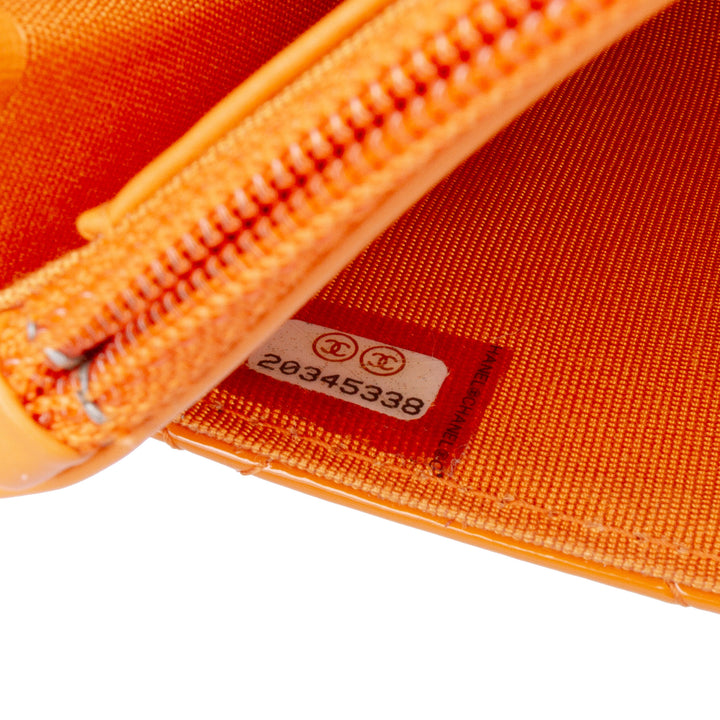 Classic Patent Wallet On Chain Orange - Gaby Paris