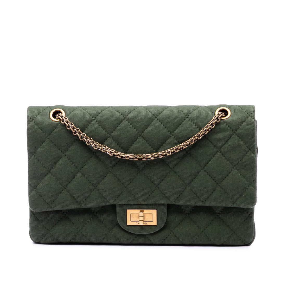 Chanel Matelassé Jersey Reissue 2.55 Double rabat 227 Vert – vue principale – GABY PARIS