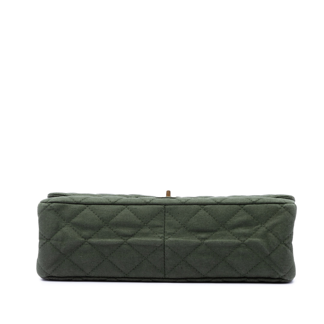 Chanel Matelassé Jersey Reissue 2.55 Double rabat 227 Vert – vue 3 – GABY PARIS