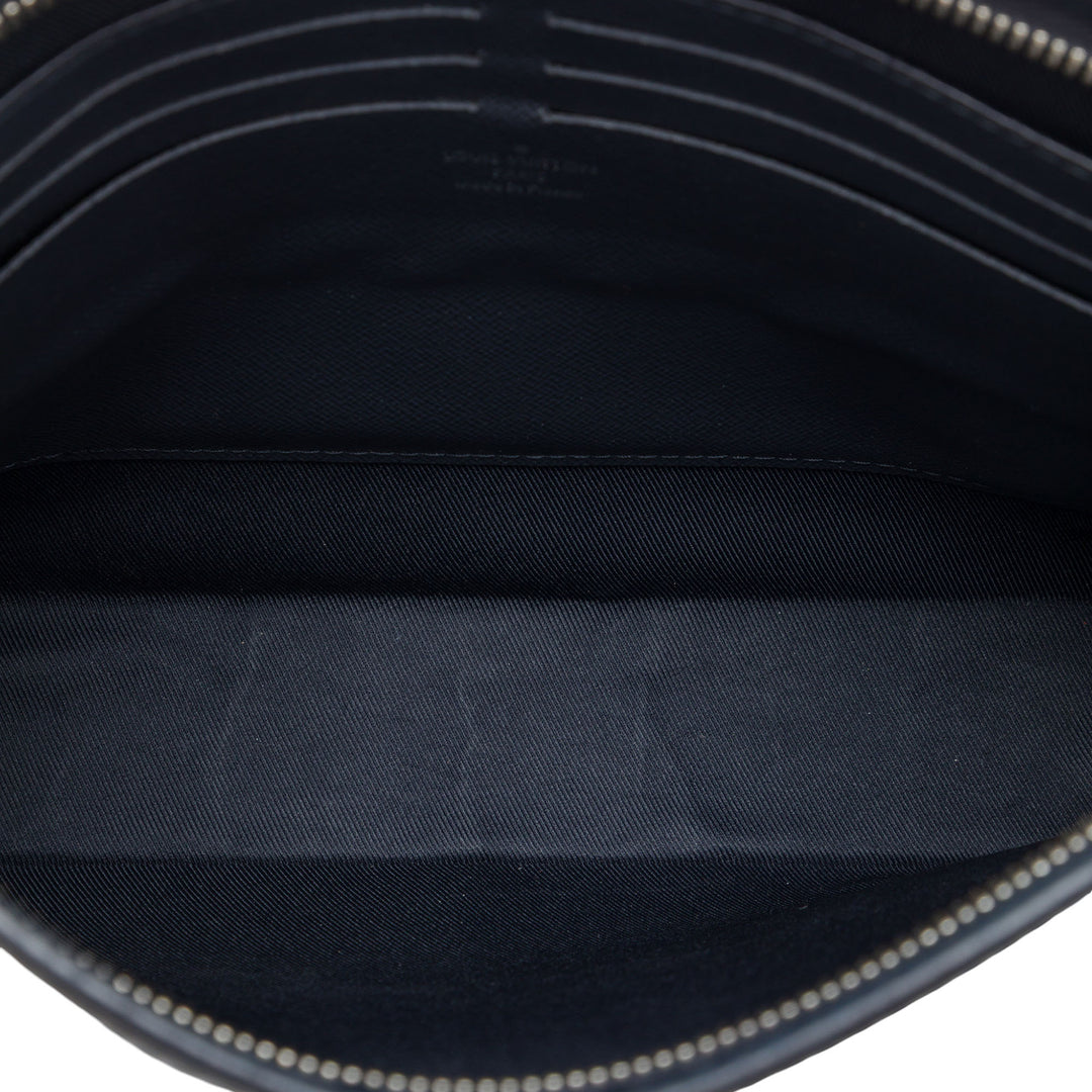 Louis Vuitton Chapman Brothers Savane Pochette Voyage MM Toile Monogram