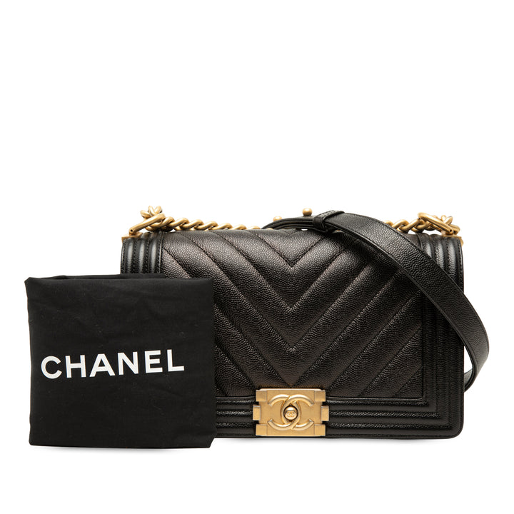 Chanel Old Medium Chevron Caviar Boy à rabat
