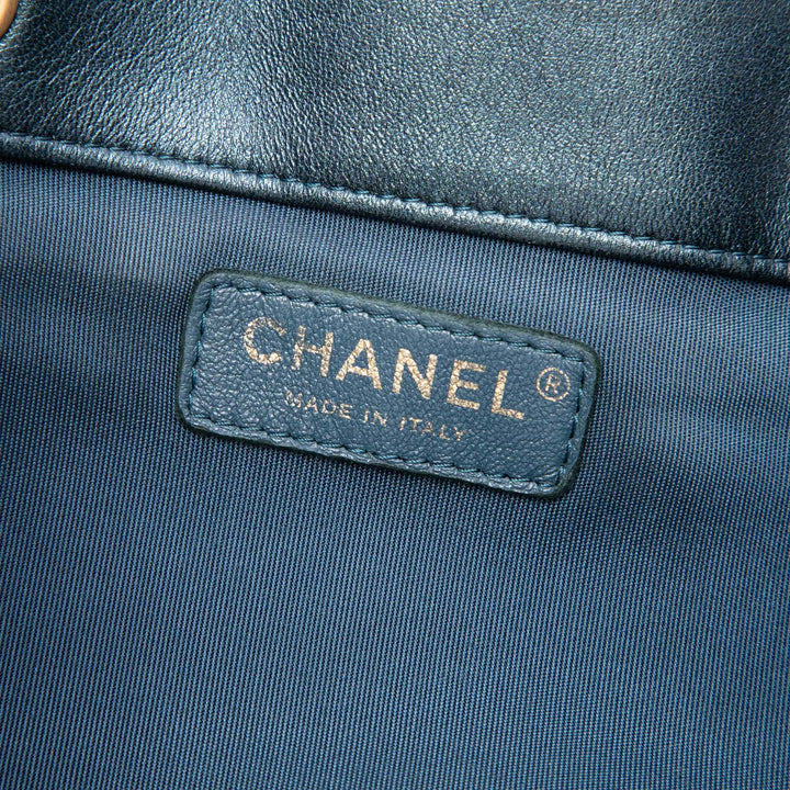 Chanel Froissé Coco Pleats Sac à cordon seau Petit Cuir de veau Bleu – vue 5 – GABY PARIS