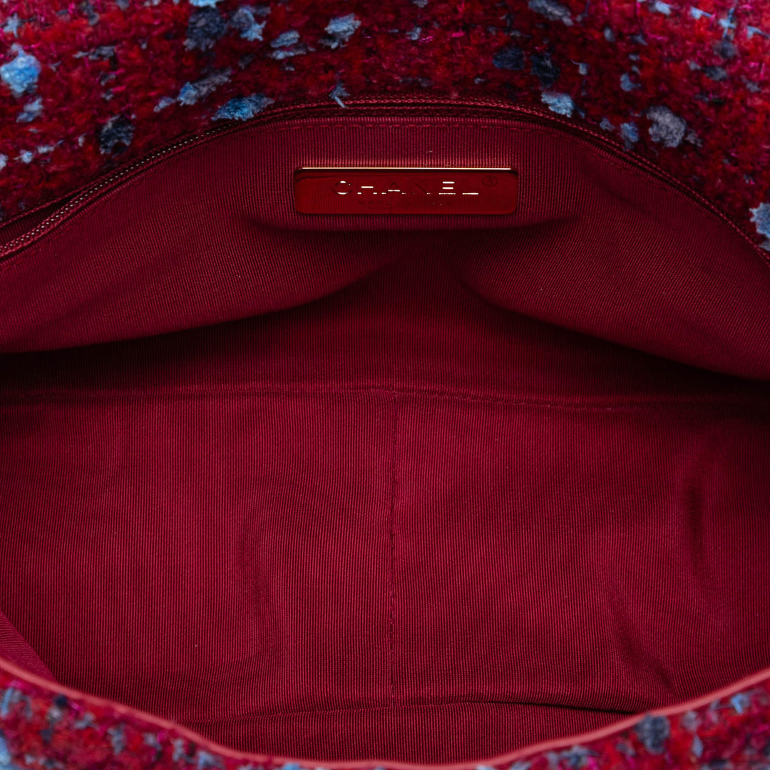Chanel Large Tweed 19 à rabat