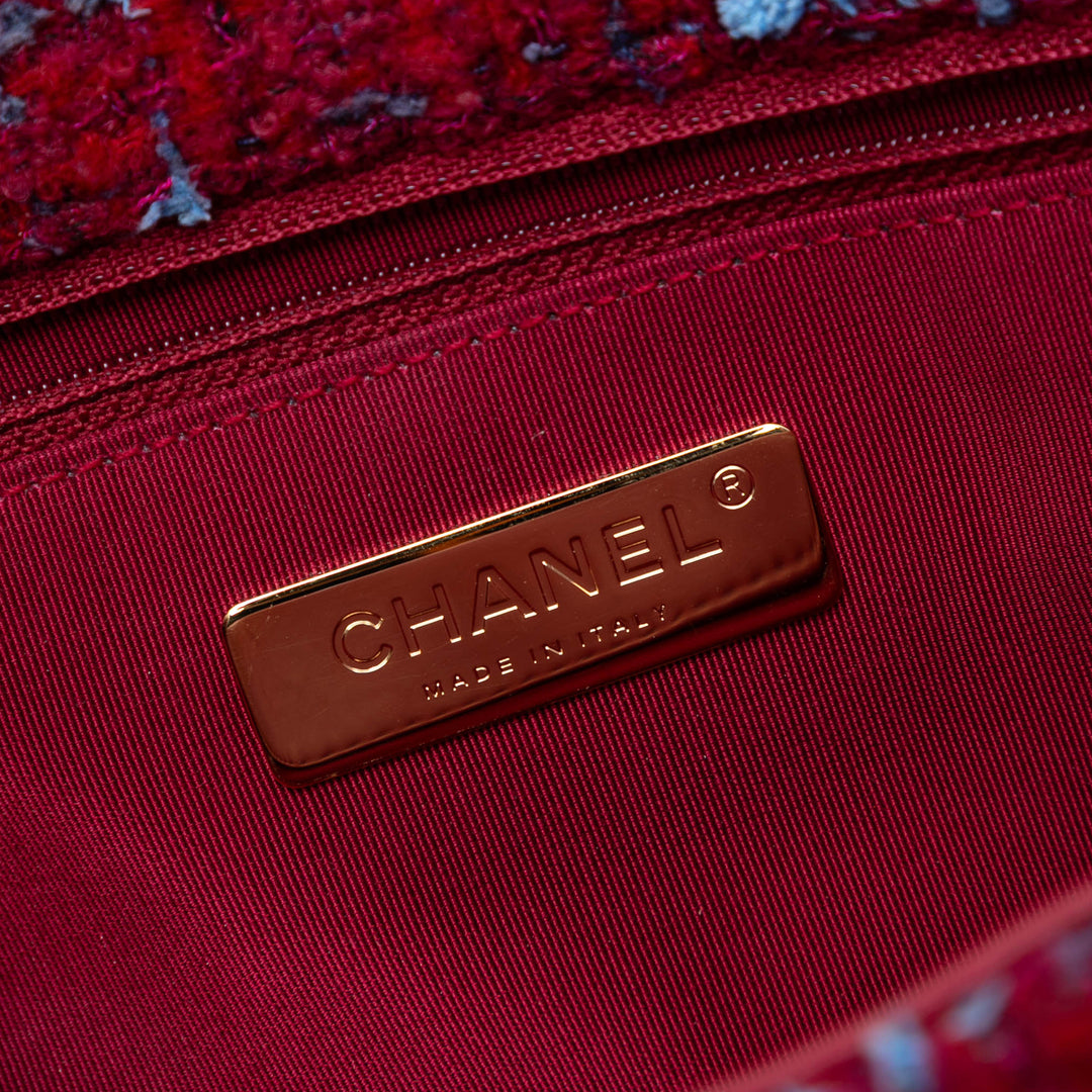 Chanel Large Tweed 19 à rabat