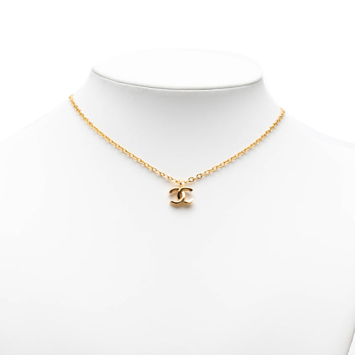 Chanel CC plaqué Pendant Collier Métal