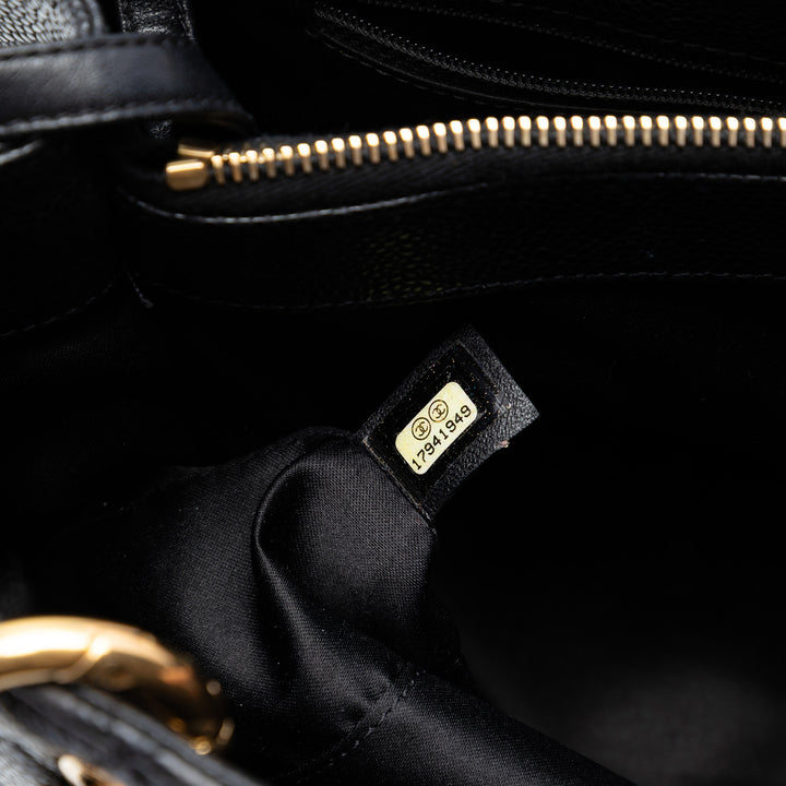 Chanel Caviar Grand Shopping Cabas