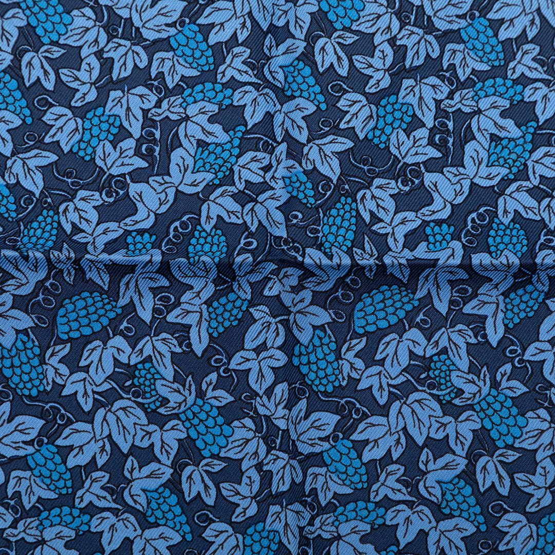 Hermès Grape Vines Poche Carré Foulard Soie