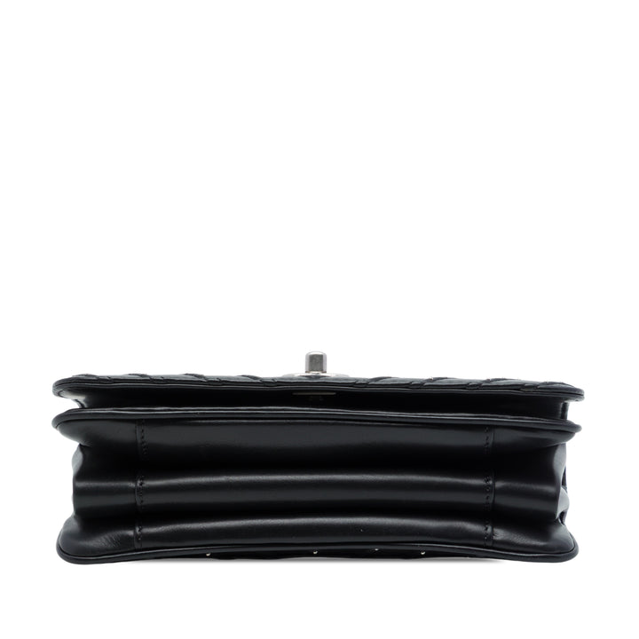 Chanel Chevron Stud Wars Rabat intégral Cuir d'agneau Noir – vue 3 – GABY PARIS