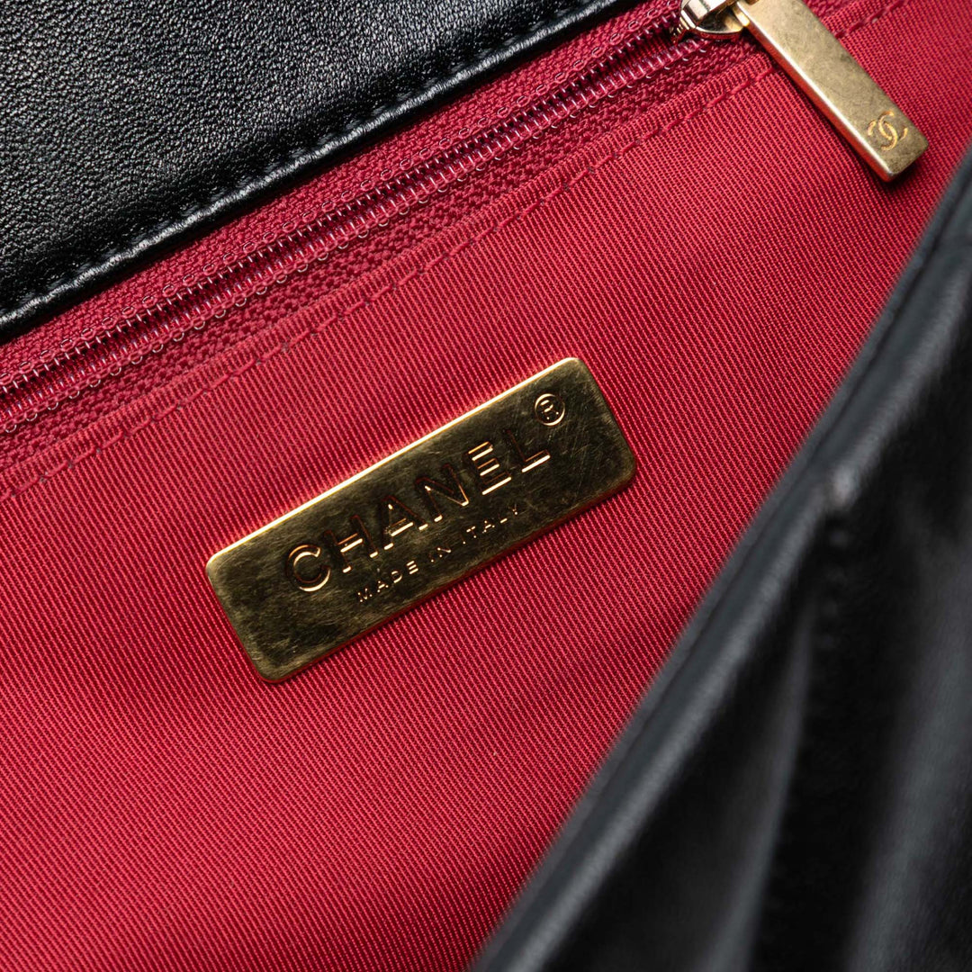 Chanel Maxi Cuir d’agneau 19 à rabat