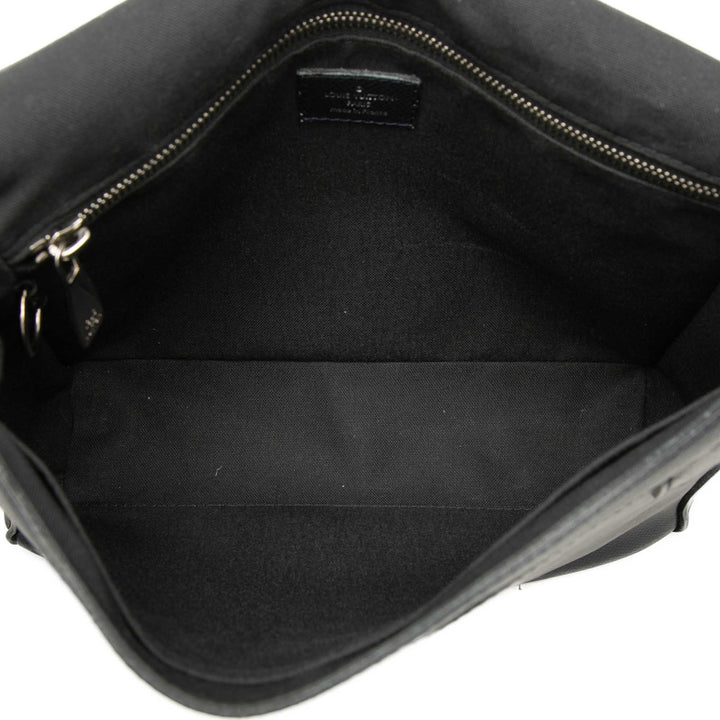 Louis Vuitton Taiga Roman PM