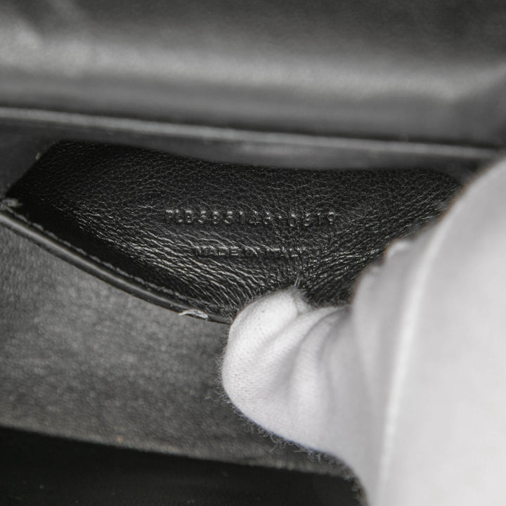 Saint Laurent Matelasse Cuir verni Monogram Vicky Vanity