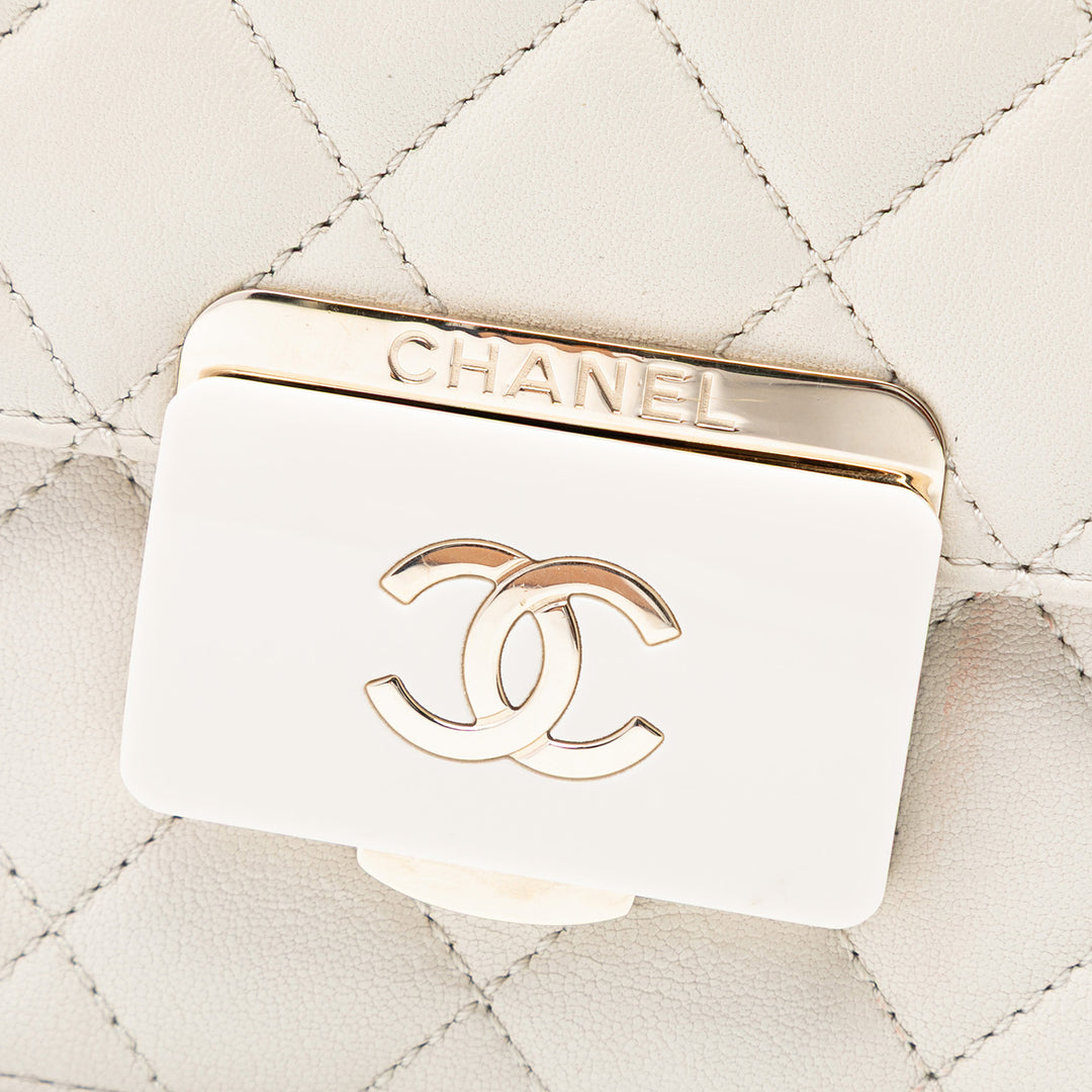 Chanel Matelassé Cuir d’agneau Beauty Lock à rabat – GABY PARIS Authentique